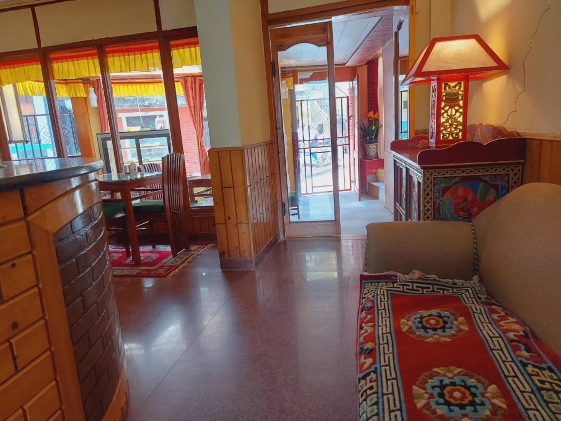 Auspiscious Him View Hotel McLeod Ganj Exterior foto